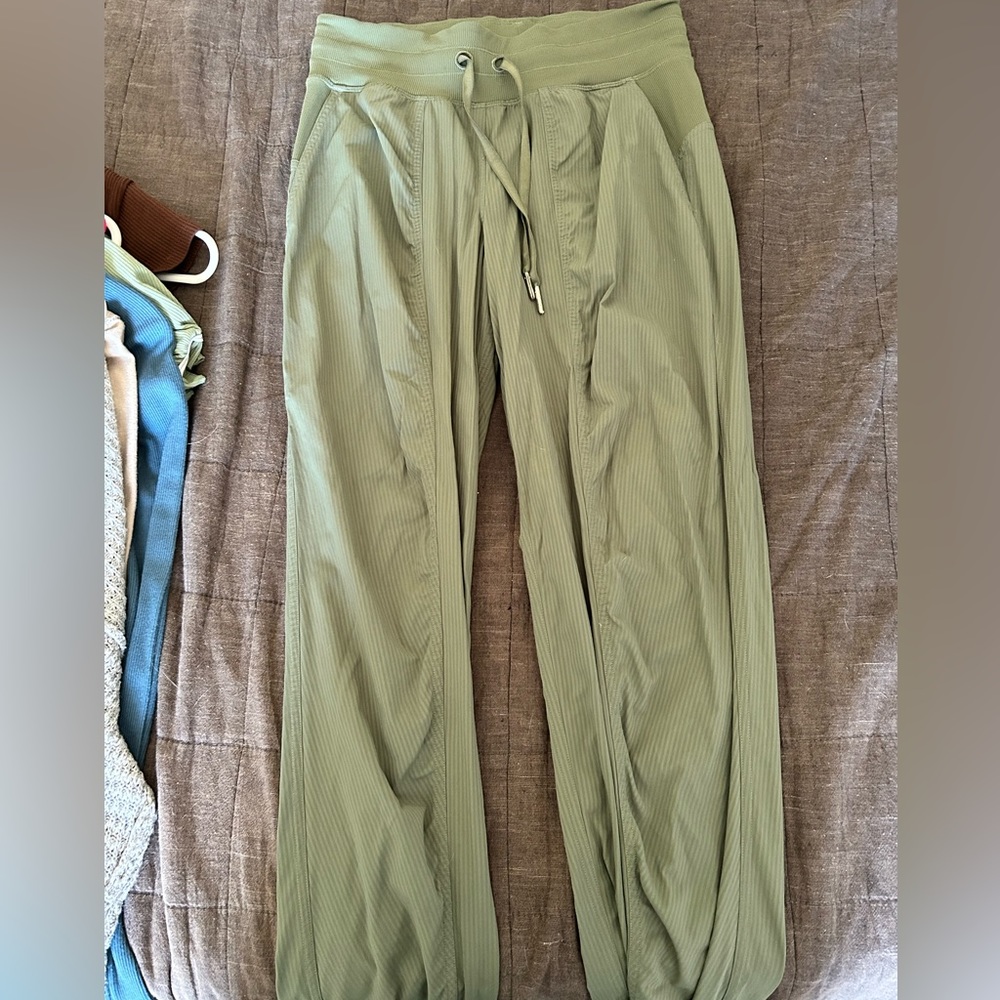 lululemon dance joggers